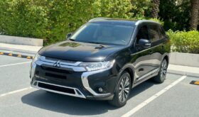 Mitsubishi outlander 2020