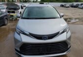 2022 Toyota Sienna Le