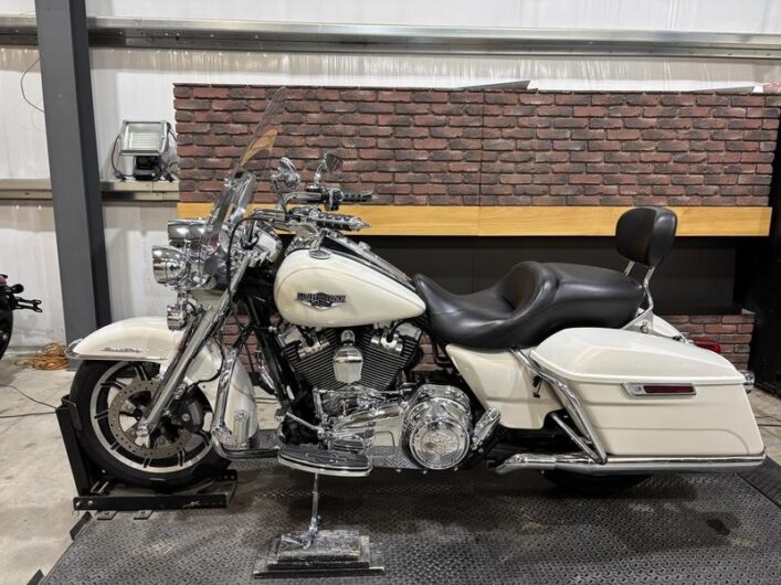 2015 Harley-Davidson® FLHR – Road King®